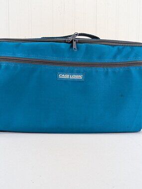Case Logic Cassette Tape Storage Carrying Case Holds 30 Blue Front Zipper Pouch